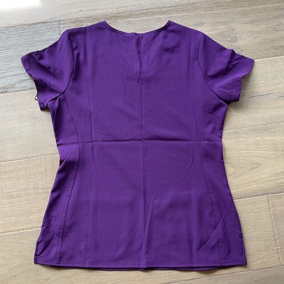 NWT Heartsoul purple scrub top - Picture 6 of 7